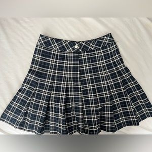 H&M navy blue pleated high wasted mini skirt